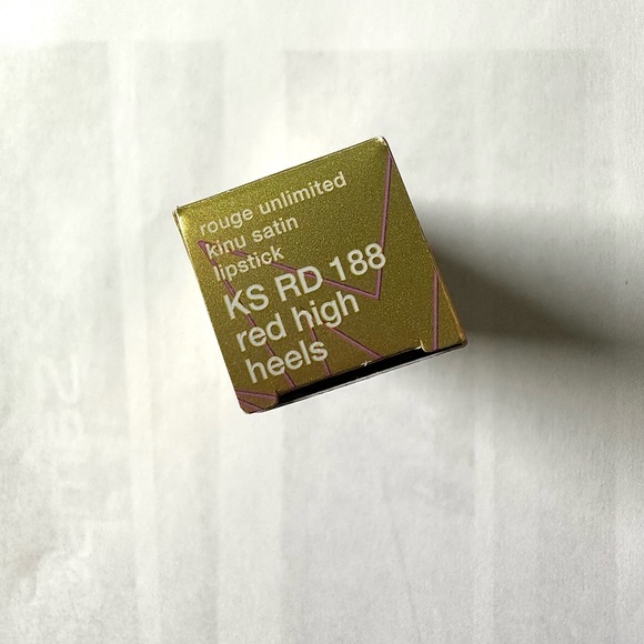 Shu Uemura x hello kitty lipstick - Picture 4 of 8